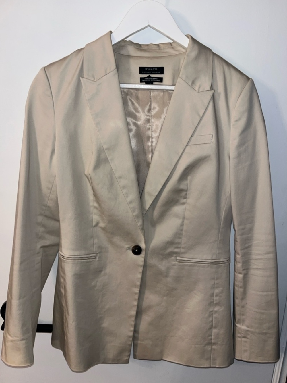RW&CO. Cream Single-Button Tailored Blazer